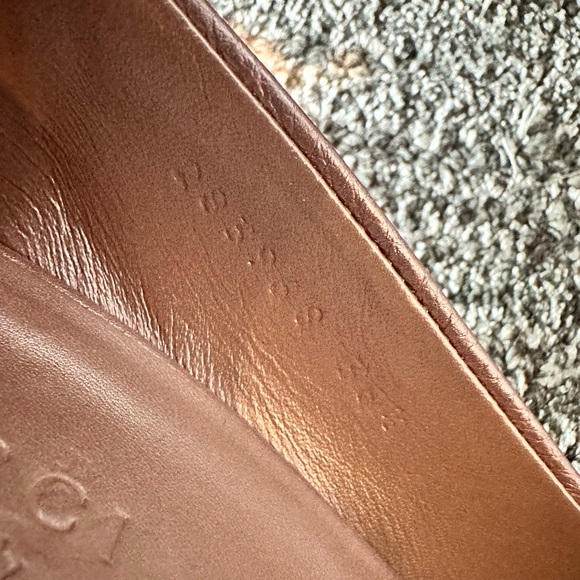 Gucci Pink Metallic Leather Horsebit Peep Toe
Platform Pumps Size 36.5 - Picture 4 of 8